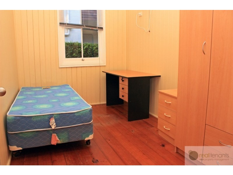 21 Burns Street, Indooroopilly QLD 4068