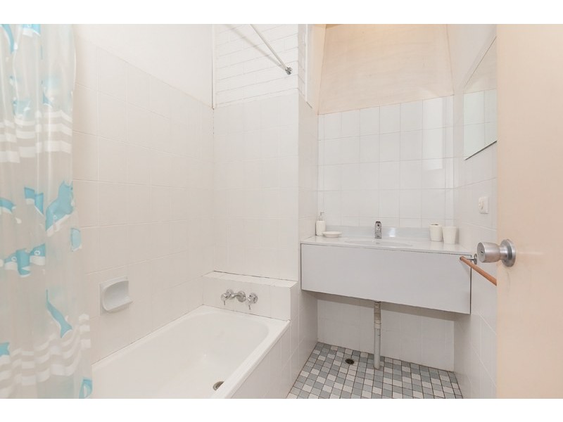 6 MacArthur Court, Mount Ommaney QLD 4074