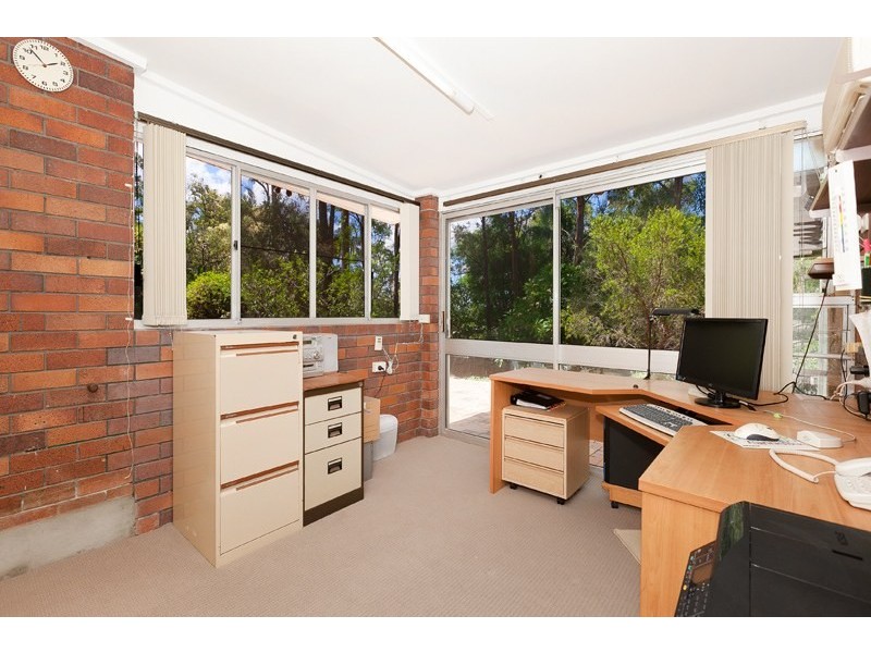 6 MacArthur Court, Mount Ommaney QLD 4074