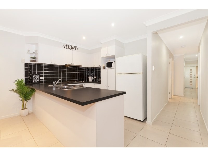 13 Shaun Street, Redbank Plains QLD 4301