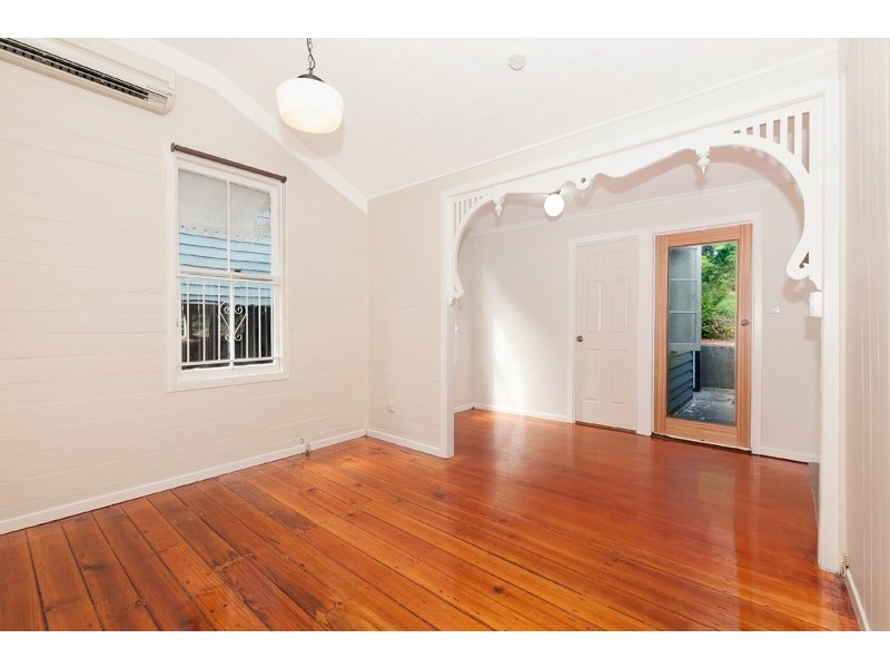 39 Barwood Street, Newmarket QLD 4051