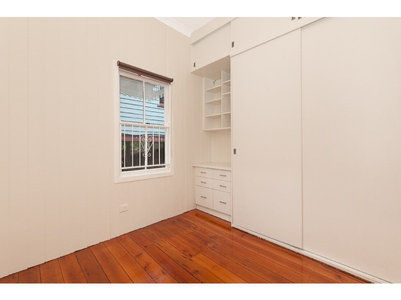 39 Barwood Street, Newmarket QLD 4051