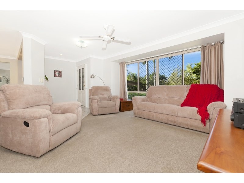 38 Campbell Crescent, Bellbowrie QLD 4070