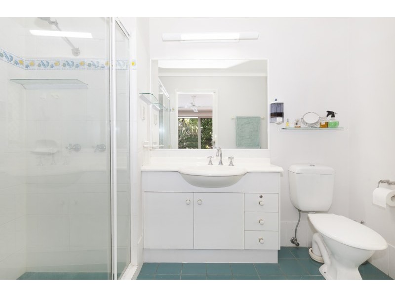 38 Campbell Crescent, Bellbowrie QLD 4070
