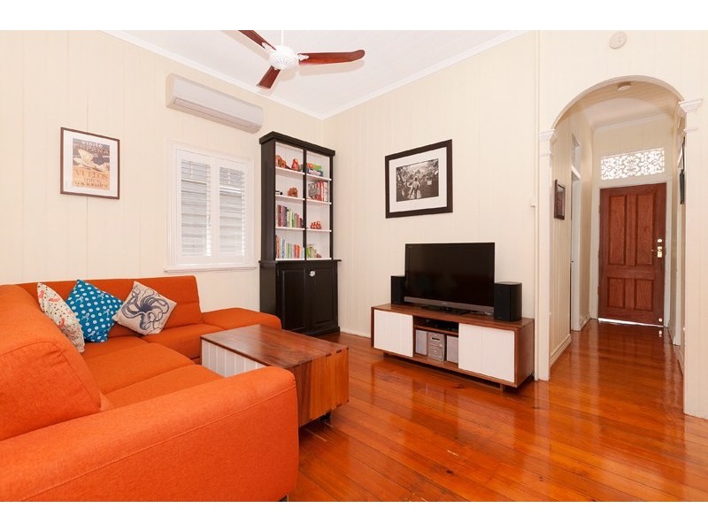 6 Ella Street, Red Hill QLD 4059
