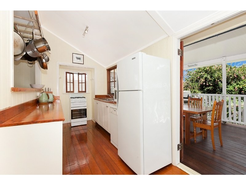 6 Ella Street, Red Hill QLD 4059