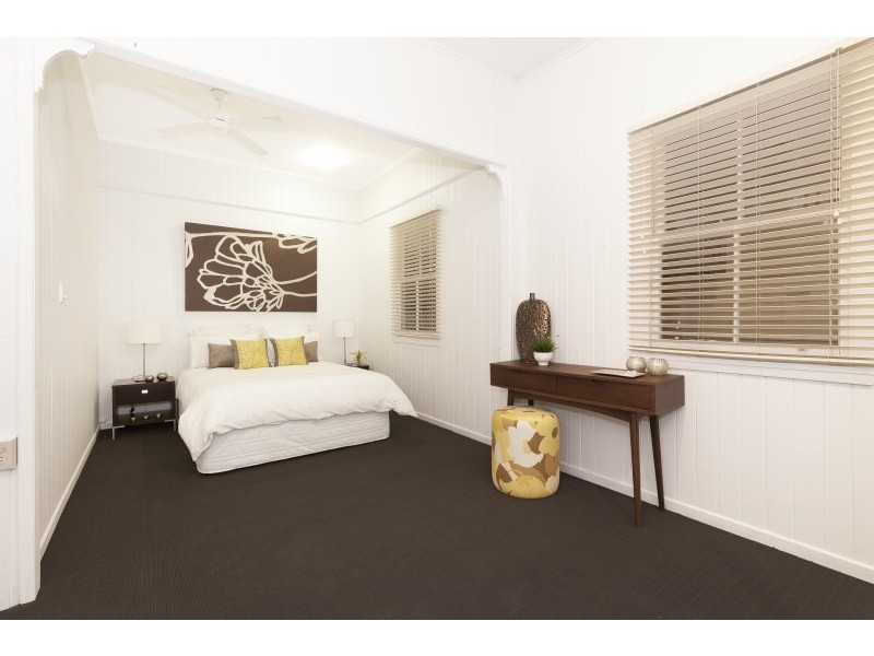 18 Ivy Street, Toowong QLD 4066