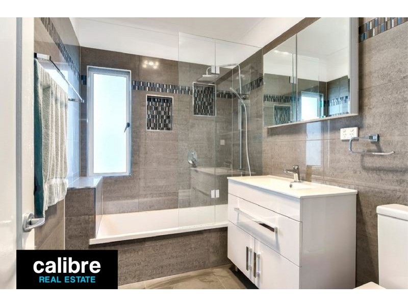 12 Evans Street, Kedron QLD 4031