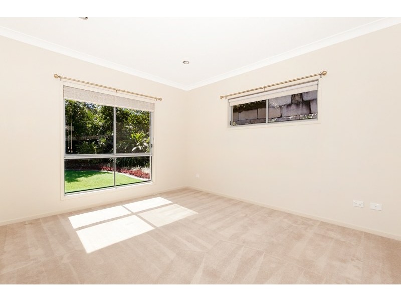 7 Corymbia Crescent, Anstead QLD 4070