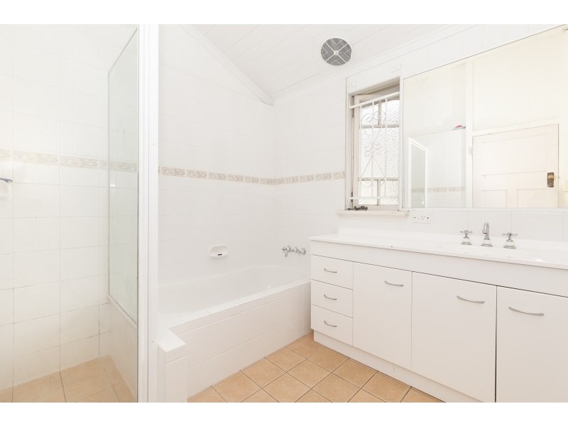 15 Blackburn Street, Moorooka QLD 4105