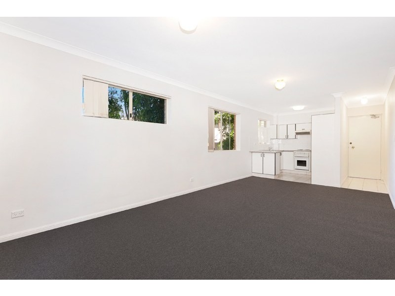4/27 Salt Street, Windsor QLD 4030