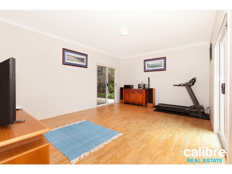 23 Rise Place, Moggill QLD 4070