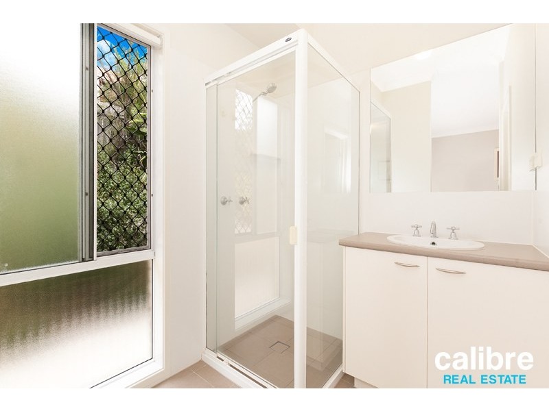 23 Rise Place, Moggill QLD 4070
