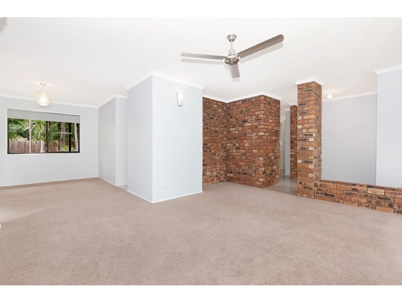 4 Kerria Street, Bellbowrie QLD 4070