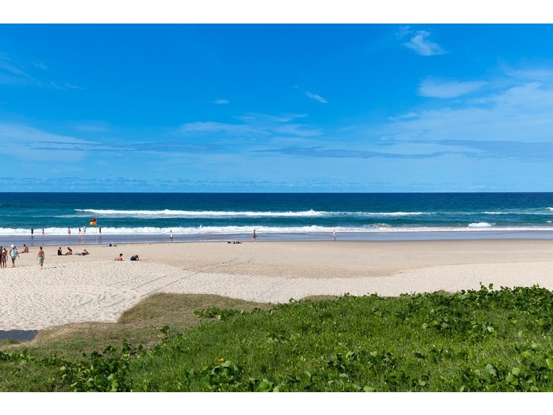 2/28 Beach Parade, Surfers Paradise QLD 4217