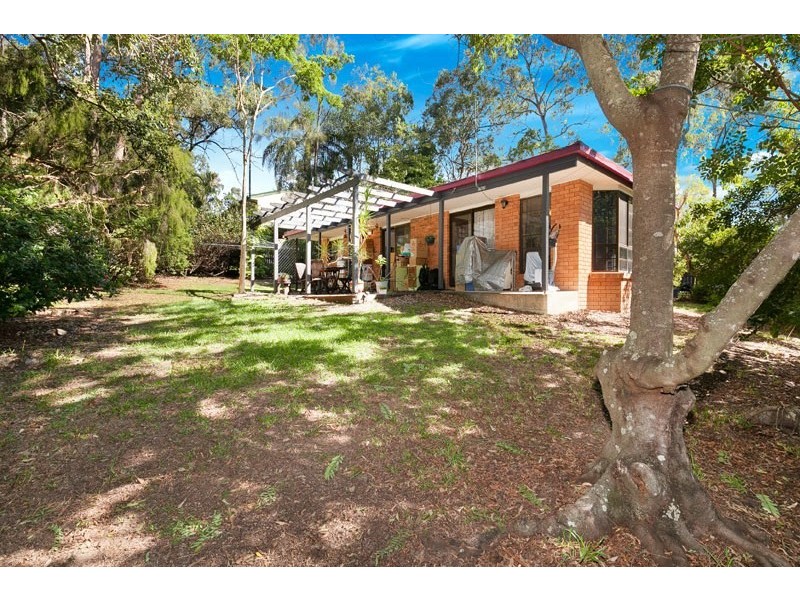 12 Pinkwood Street, Bellbowrie QLD 4070