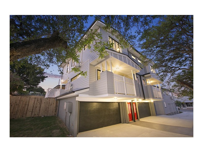65B Cedar Street, Greenslopes QLD 4120
