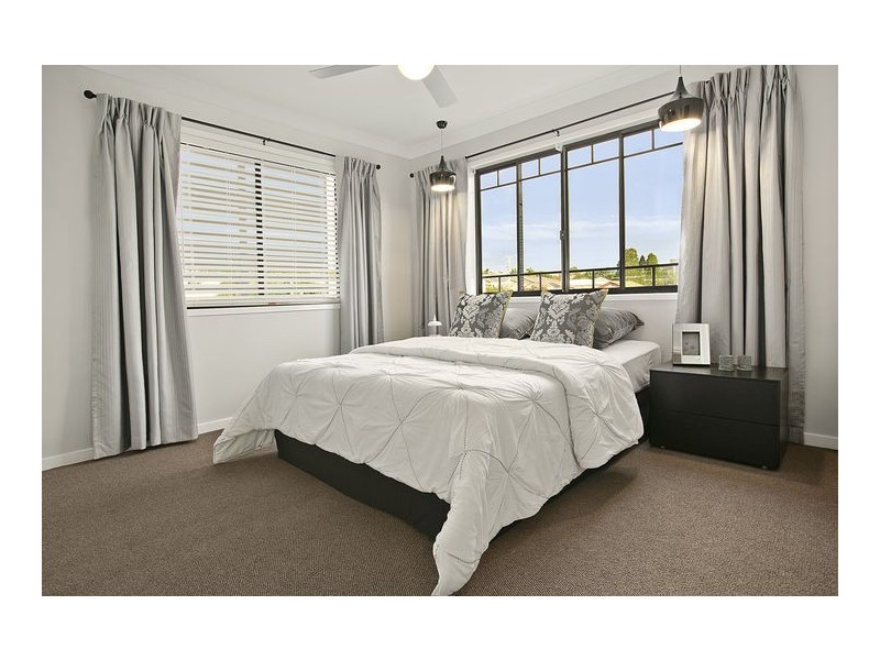 65B Cedar Street, Greenslopes QLD 4120