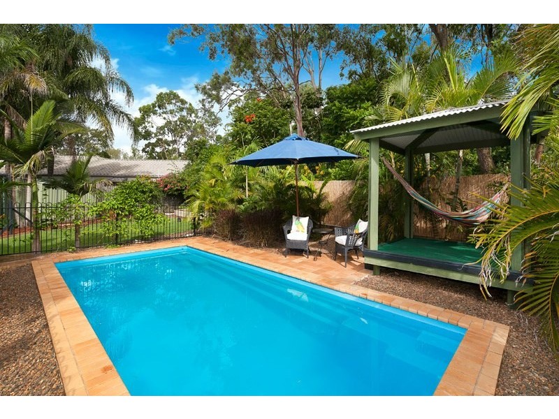 4 Palm Court, Bellbowrie QLD 4070