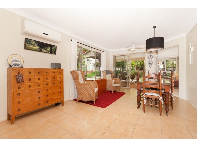 4 Palm Court, Bellbowrie QLD 4070