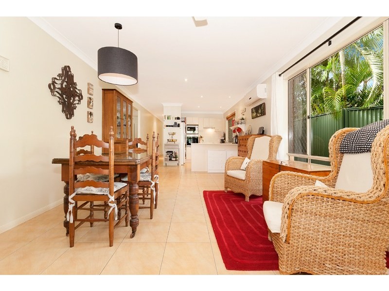 4 Palm Court, Bellbowrie QLD 4070