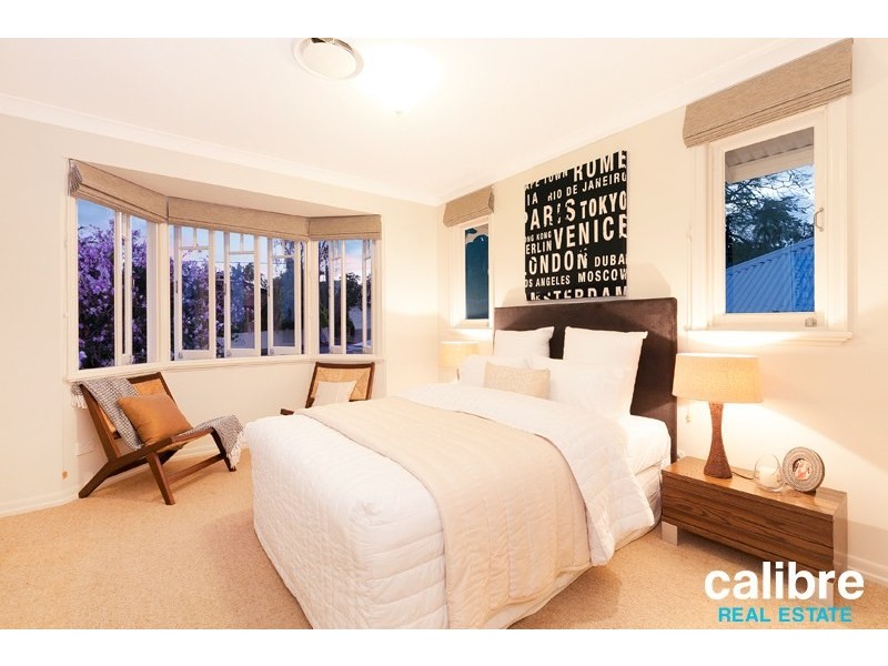 9 View Parade, Ashgrove QLD 4060