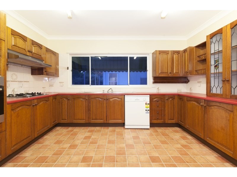 27 Kiama Street, Wavell Heights QLD 4012