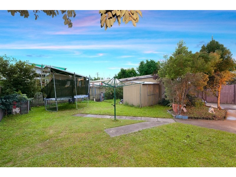 27 Kiama Street, Wavell Heights QLD 4012