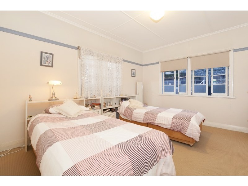 1084 Moggill Road, Kenmore QLD 4069