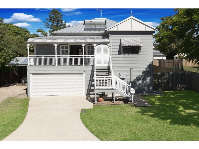 9 Sinclair Street, Newtown QLD 4305