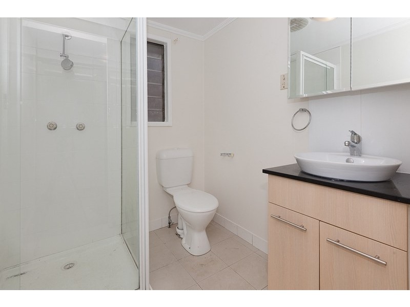 31 Earl Street, Greenslopes QLD 4120