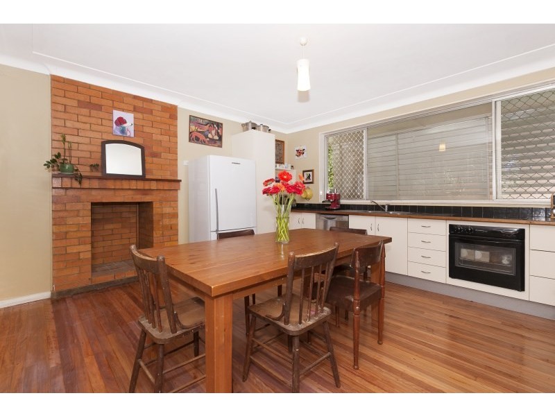 64 Marshall Lane, Kenmore QLD 4069