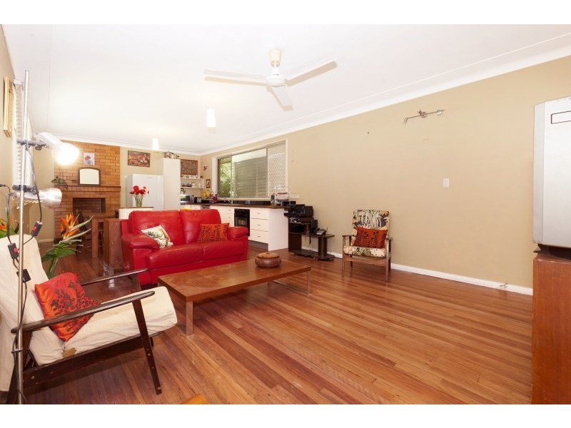 64 Marshall Lane, Kenmore QLD 4069