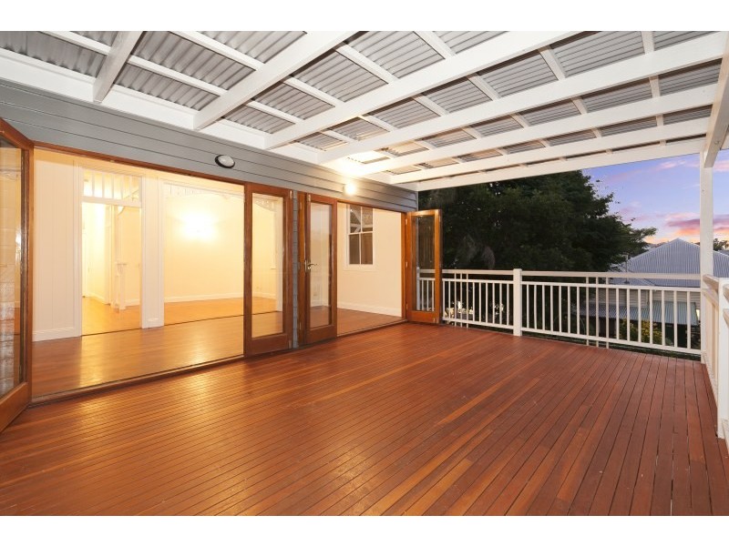 33 Woolcock Street, Red Hill QLD 4059