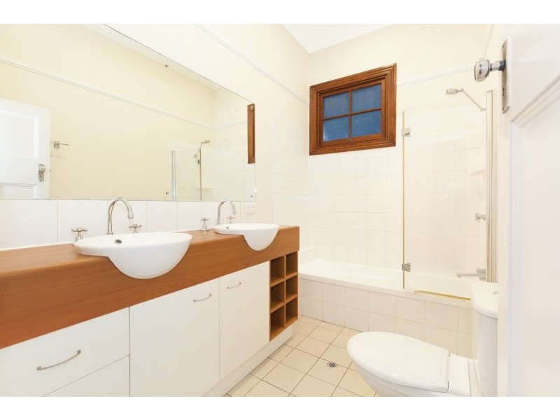 33 Woolcock Street, Red Hill QLD 4059