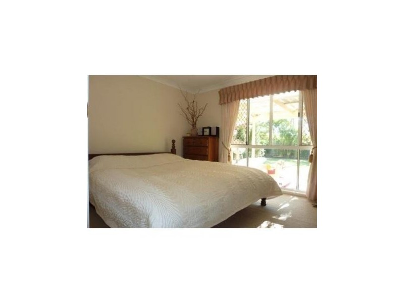 13 Parkleigh Street, Everton Hills QLD 4053