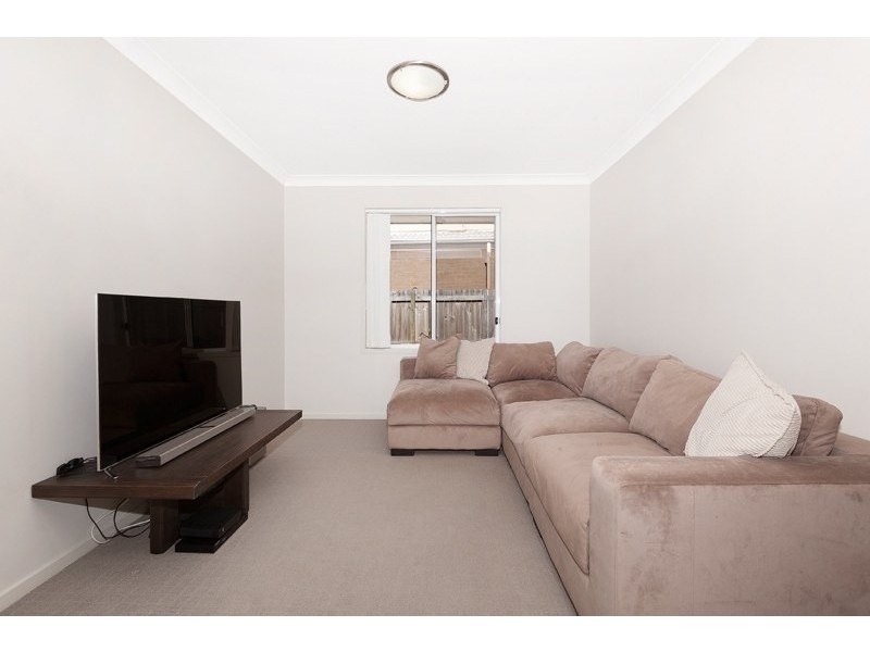 26 Valentine Circuit, Augustine Heights QLD 4300