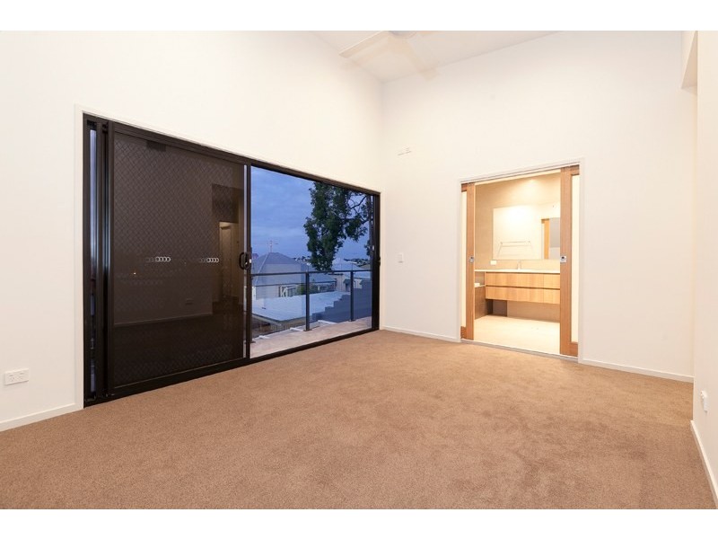 1/23 Albert Street, Woolloongabba QLD 4102