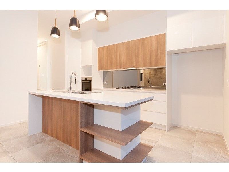 2/23 Albert Street, Woolloongabba QLD 4102