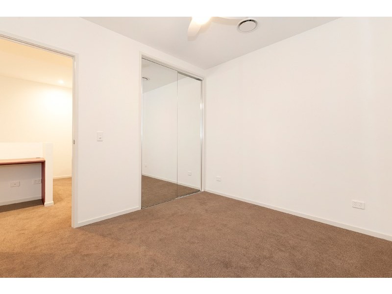 2/23 Albert Street, Woolloongabba QLD 4102