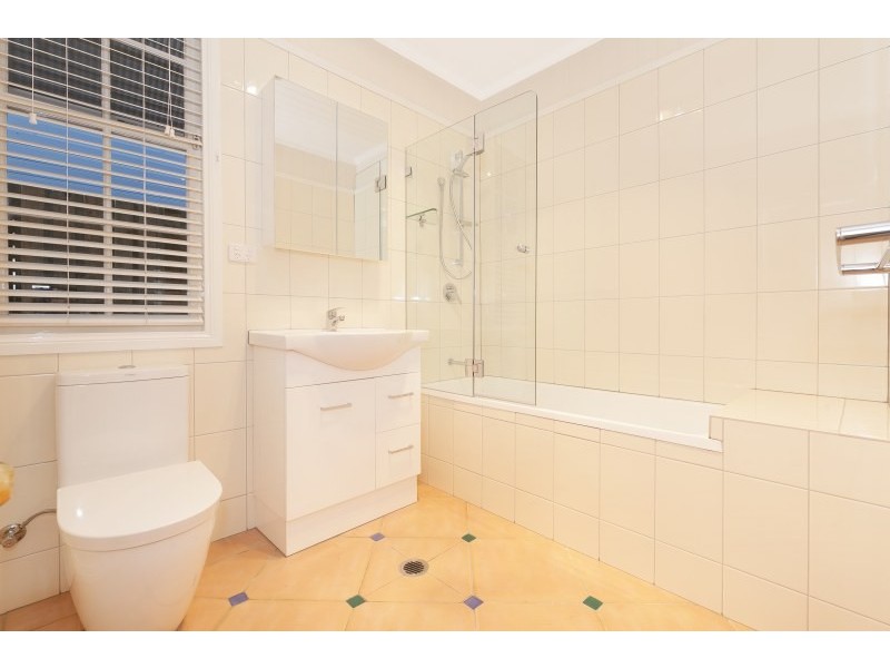 124 Abuklea Street, Newmarket QLD 4051