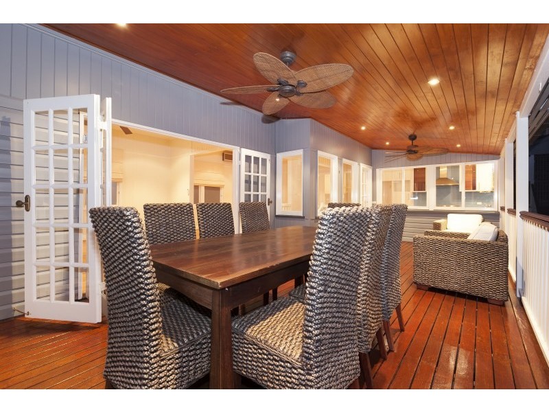 124 Abuklea Street, Newmarket QLD 4051