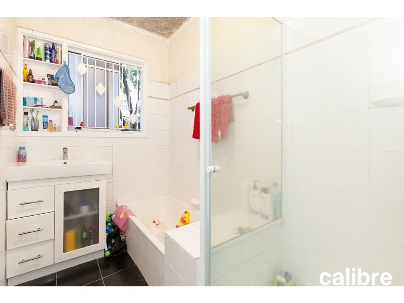 17 Strathdale Street, Aspley QLD 4034