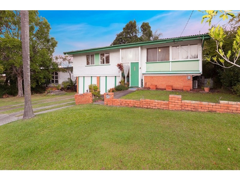 19 Strathdale Street, Aspley QLD 4034