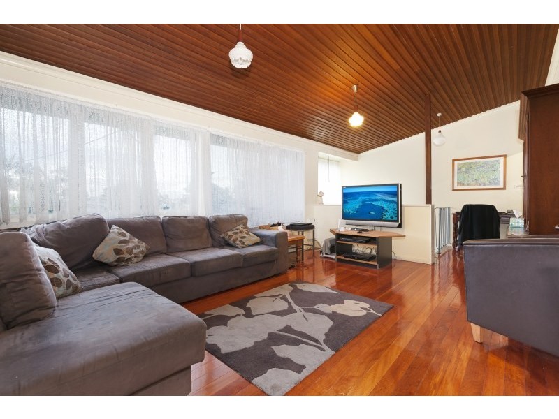 19 Strathdale Street, Aspley QLD 4034