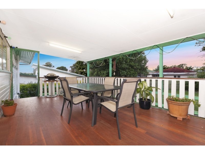 19 Strathdale Street, Aspley QLD 4034