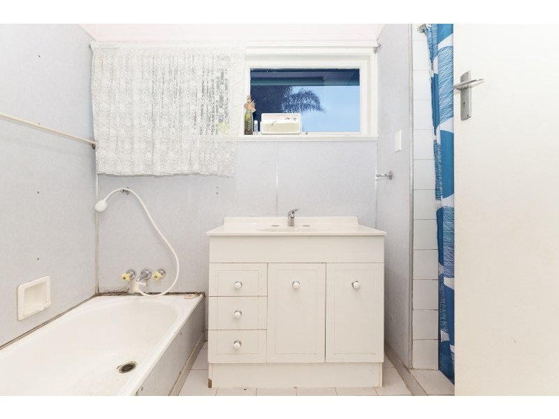 19 Strathdale Street, Aspley QLD 4034