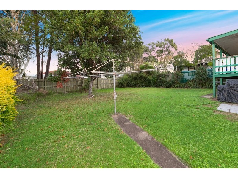 19 Strathdale Street, Aspley QLD 4034