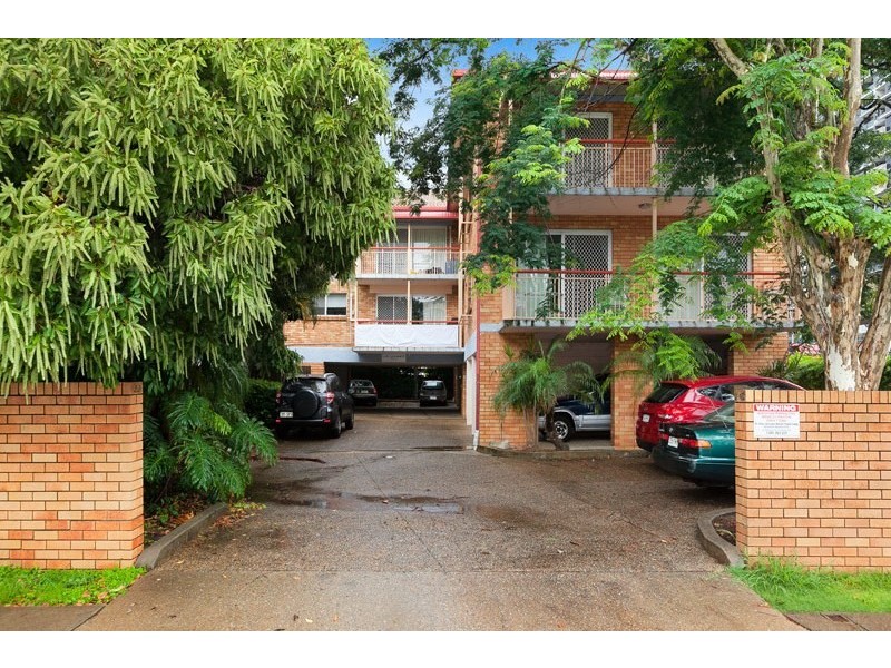 2/9 Walsh Street, Milton QLD 4064