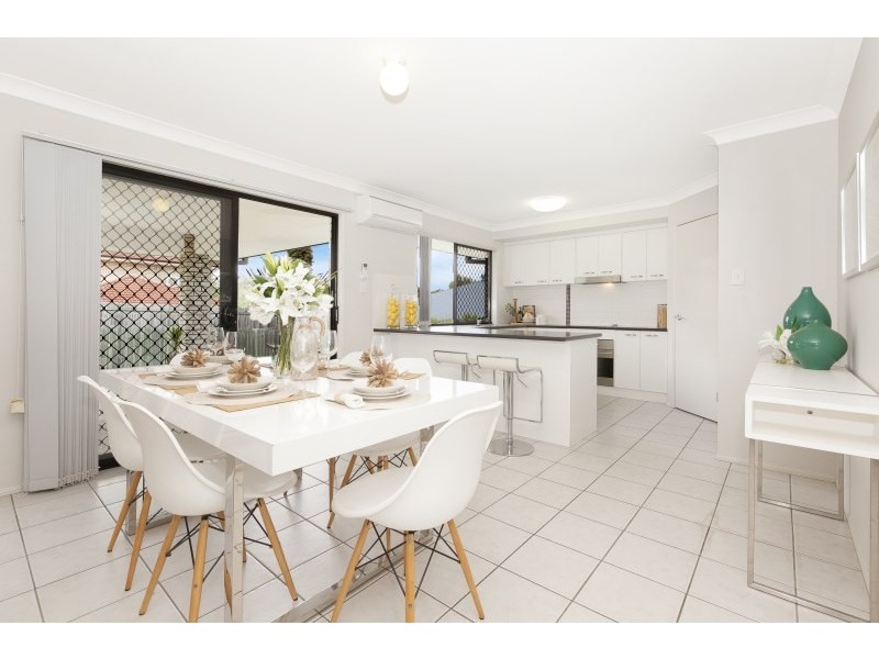 7 Willow Place, Heathwood QLD 4110